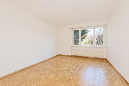 Rent a 3 ½ rooms apartment in Muttenz - Photo 3