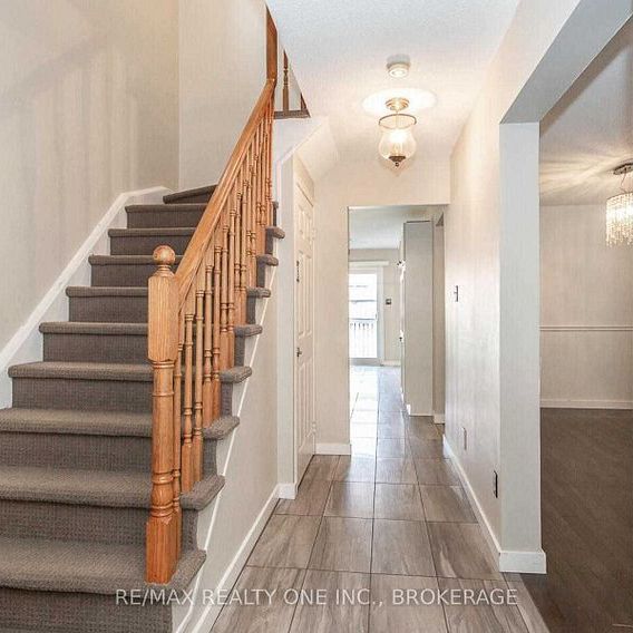 For Lease - 1051 Blizzard Road Unit# Upper, Mississauga, Ontario - Photo 1