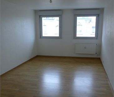 Location Appartement 3 pièces 60m² - Photo 2