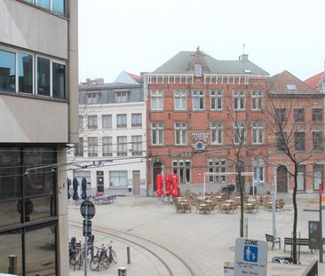 Gemeubeld, lichtrijk appartement - Photo 5