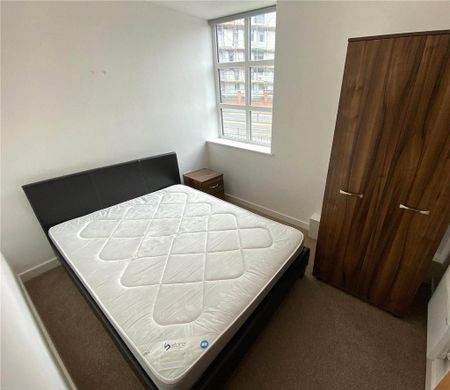 3 bedroom apartment to rent - Photo 3