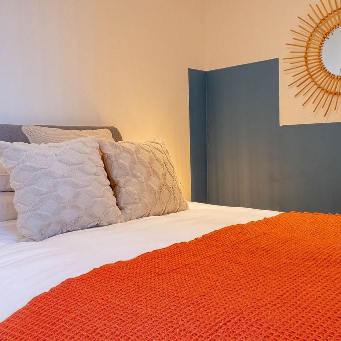 2 bedroom serviced apartment to rent - Photo 1