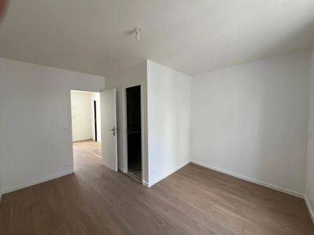 PARIS 18 - RUE AFFRE - Photo 3