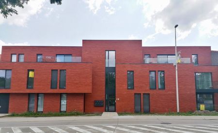 Nieuwbouw appartement op de 1ste verdieping met twee slaapkamers, terras, één parkeerplaats en een kelderberging. - Photo 3