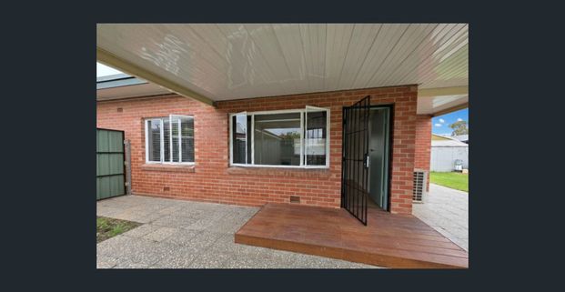 Easy Living in Welland! - Photo 1