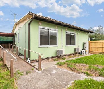 Comfortable Family Home in a Convenient Location - Photo 3