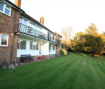 2 bedroom maisonette to rent - Photo 3