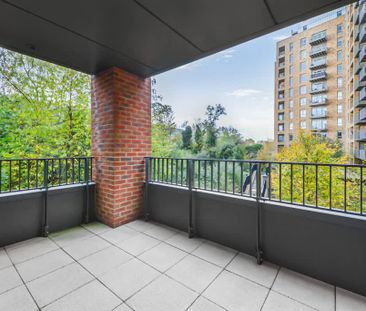 Mary Neuner Road London N8 - Photo 3