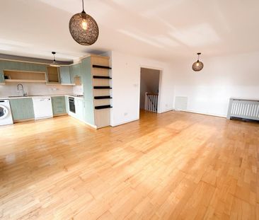 3 bedroom apartment to rent - Photo 1