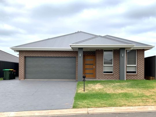 Easy Living in Arcadian Hills - Photo 1