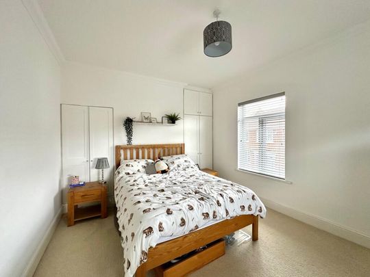 3 bedroom end of terrace house to rent - Photo 1