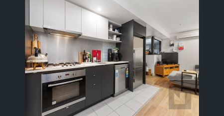 Fully Furnished apartment in the heart of Footscray - Photo 3
