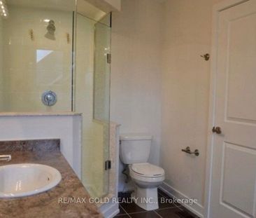 For Lease - 33 Villadowns Trail, Brampton, Ontario - Photo 6