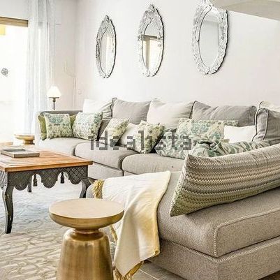 Alquiler de chalet adosado en Avenida del Prado - Photo 1