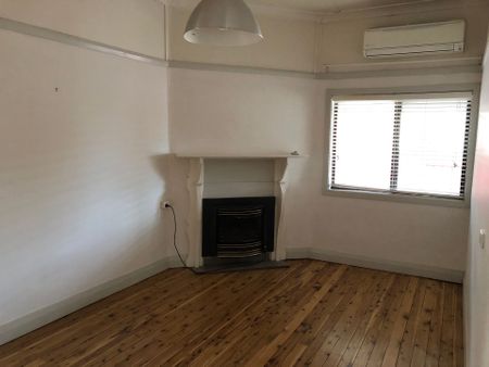 C21 Central West - 6862 3793 - Photo 2