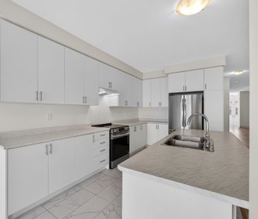 For Lease - 47 Bloomfield Crescent, Cambridge, Ontario - Photo 2