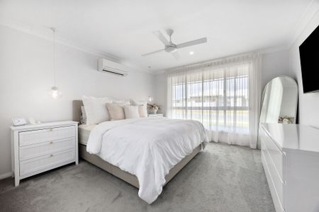 Contemporary Comfort in a Family-Friendly Location - Photo 5