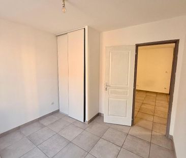 Location Appartement 3 pièces 55m² BEDARIEUX 34600 - Photo 2
