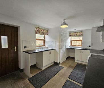 3 bedroom terraced house to rent - Photo 5