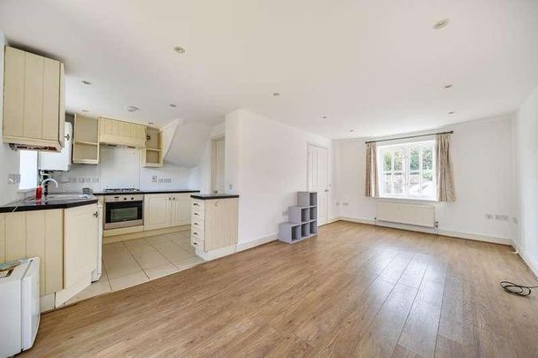 Milton, Oxfordshire, OX14 - Photo 1