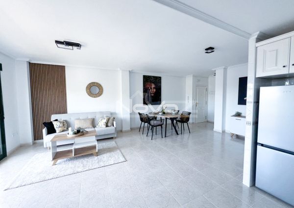 Immaculate apartment with sea views in Campoamor G