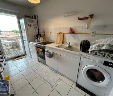Location Appartement 3 pièces 65m² POITIERS 86000 - Photo 3