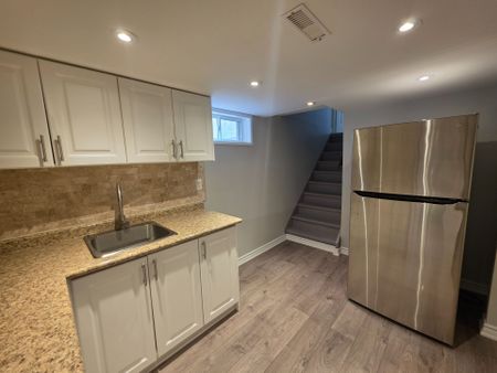For Lease - 158 Patterson Street Unit# Lower, Newmarket, Ontario - Photo 4