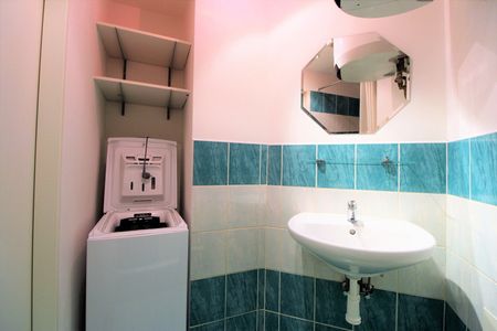 Pronájem bytu 1+1 v ulici Na sypkém, Praha 8, částečně zařízený, dobrý stav - Fotografie 4