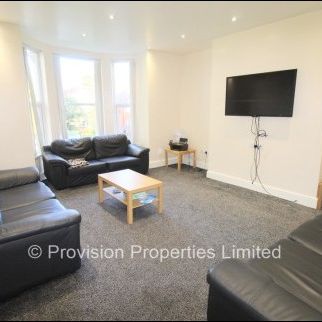 10 Bedroom Student House Headingley Leeds - Photo 1