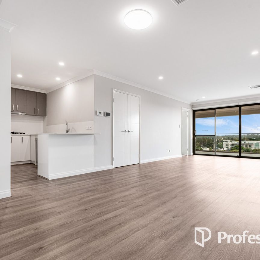 Modern Coastal Living Moments from Scarborough Beach - Photo 1