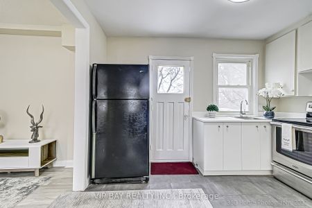 For Lease - 52 Athabaska Avenue, Toronto, Ontario - Photo 3