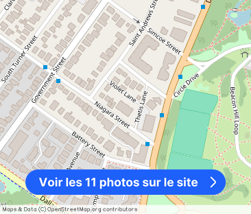 Valencia Apartments - Photo 1