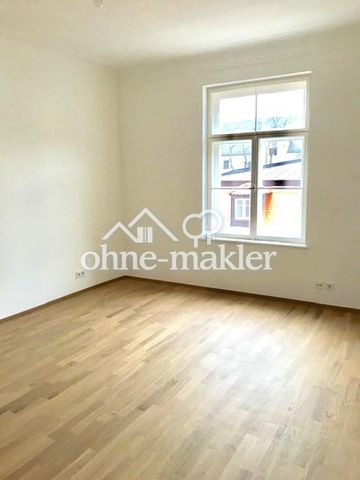 Sehr ruhige, helle 3-Zi-Whg. mit Wohnkü. inkl. EBK, 2 Balkone, Altbogenhausen! - Photo 4