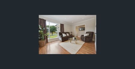 Stylish Family Home in Prime Rostrevor Location - Photo 3