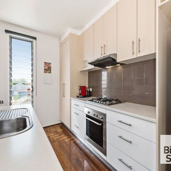 Sleek & Stylish Three-Story Living in the Heart of Richmond - Photo 1