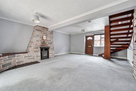 4 bedroom terraced house to rent - Photo 2