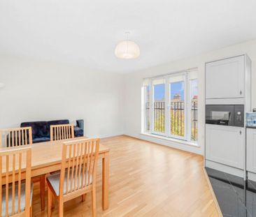 1 bedroom Flat To Let Total Size: 580 SQ FT - Photo 4