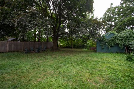 For Lease - 1536 Applewood Road, Mississauga, Ontario - Photo 4