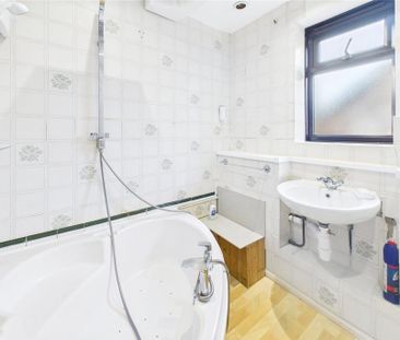 3 bedroom detached house to rent - Photo 6