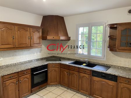 Location Maison 5 pièces 122m² ORGEVAL 78630 - Photo 4