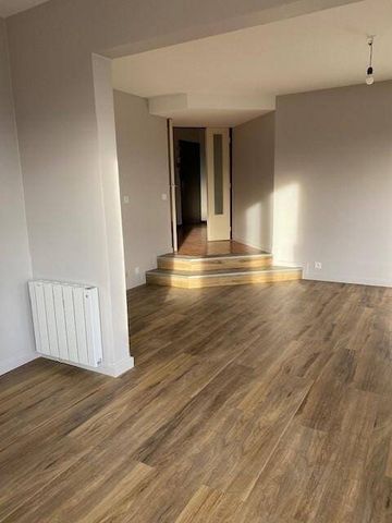 Location appartement 4 pièces 85.2 m² à Saint-Clair-du-Rhône (38370) 4 - Photo 4