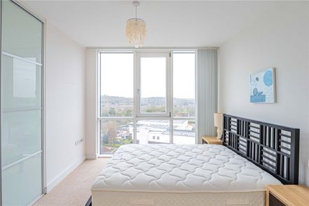 2 bed Flat for rent - Photo 5