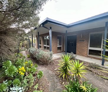 Thinking of selling? Contact our agent - Photo 3