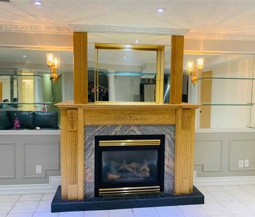 For Lease - 397 Turnberry Crescent, Mississauga, Ontario - Photo 3