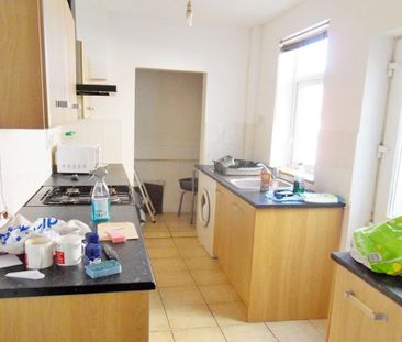 2 bedroom terraced house to rent - Photo 5