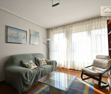 Alquiler de piso en Calle Estartetxe - Photo 1