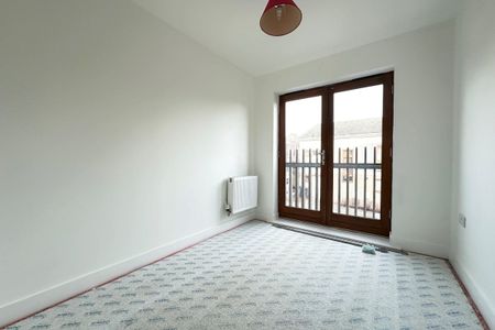 Great Mead, CHIPPENHAM - Photo 5