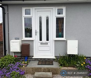 2 bedroom end of terrace house to rent - Photo 6