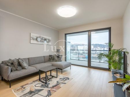 Pronájem bytu 2+kk 60 m2 - Fotografie 5
