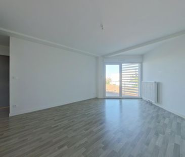 Location Appartement 2 pièces 44m² POITIERS 86000 - Photo 2